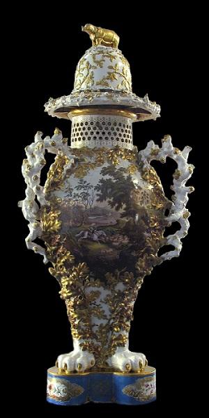 Rhinocerous vase